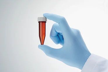 艾本德Eppendorf Tubes? 5.0 mL 帶螺旋蓋, 5.0 mL, 無(wú)菌、無(wú)熱原, 無(wú)RNase和DNase, 無(wú)DNA, 琥珀色（光保護(hù)）, 200 個(gè) (2 包 × 100 個(gè))貨號(hào)